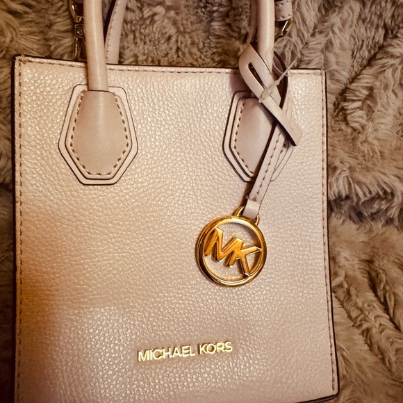 Michael Kors Mini Crossbody Bag - Picture 4 of 5